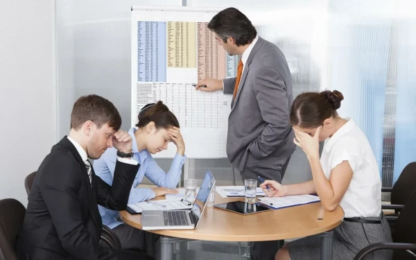 Eger iş tapmak başartmasa näme etmeli: ruhdan düşmezlik üçin maslahatlar . ' surady'